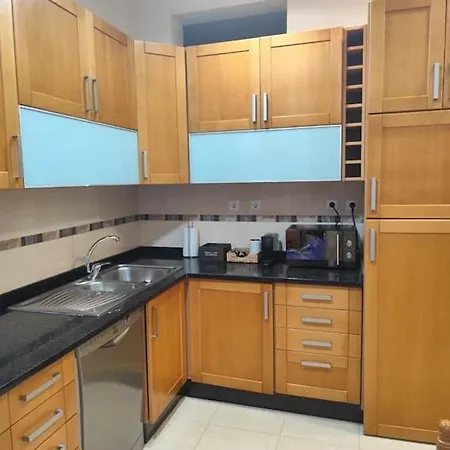 Rua Da Senhora Da Gloria 142 1º Lisboa